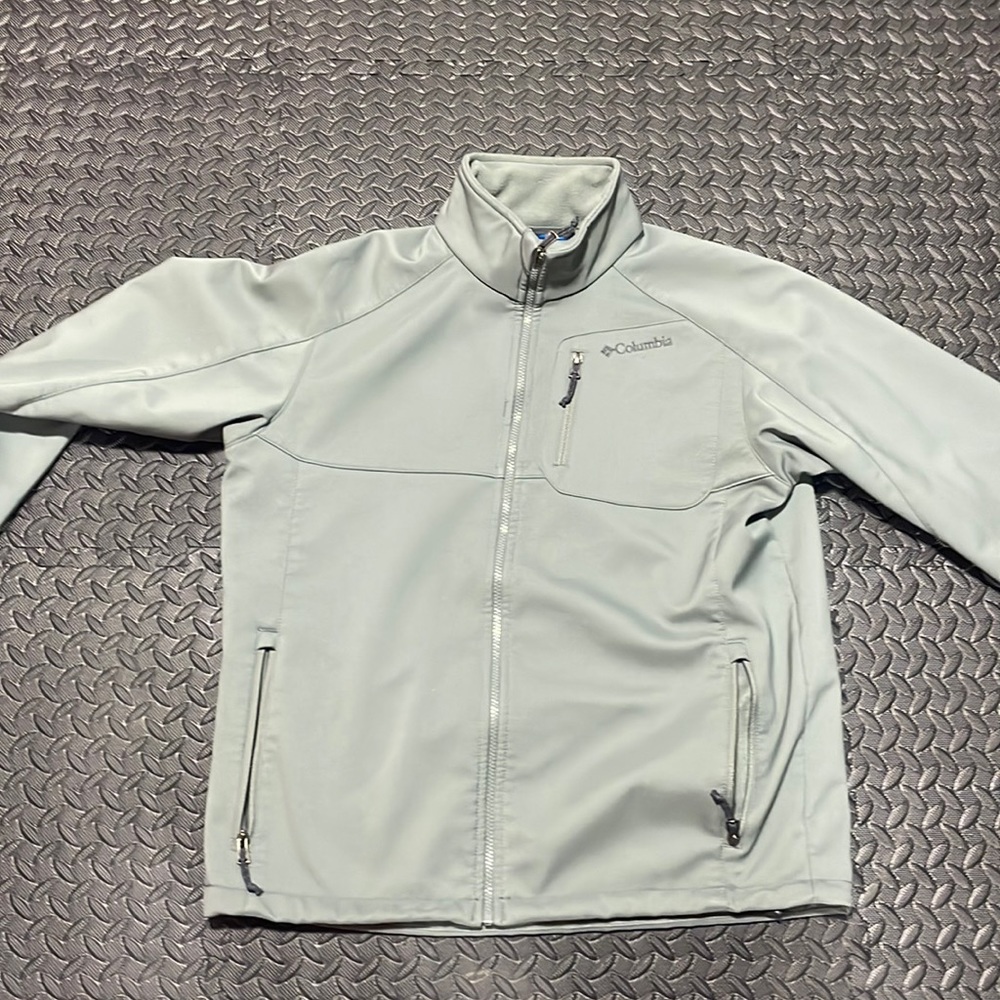 Size Large Columbia jacket